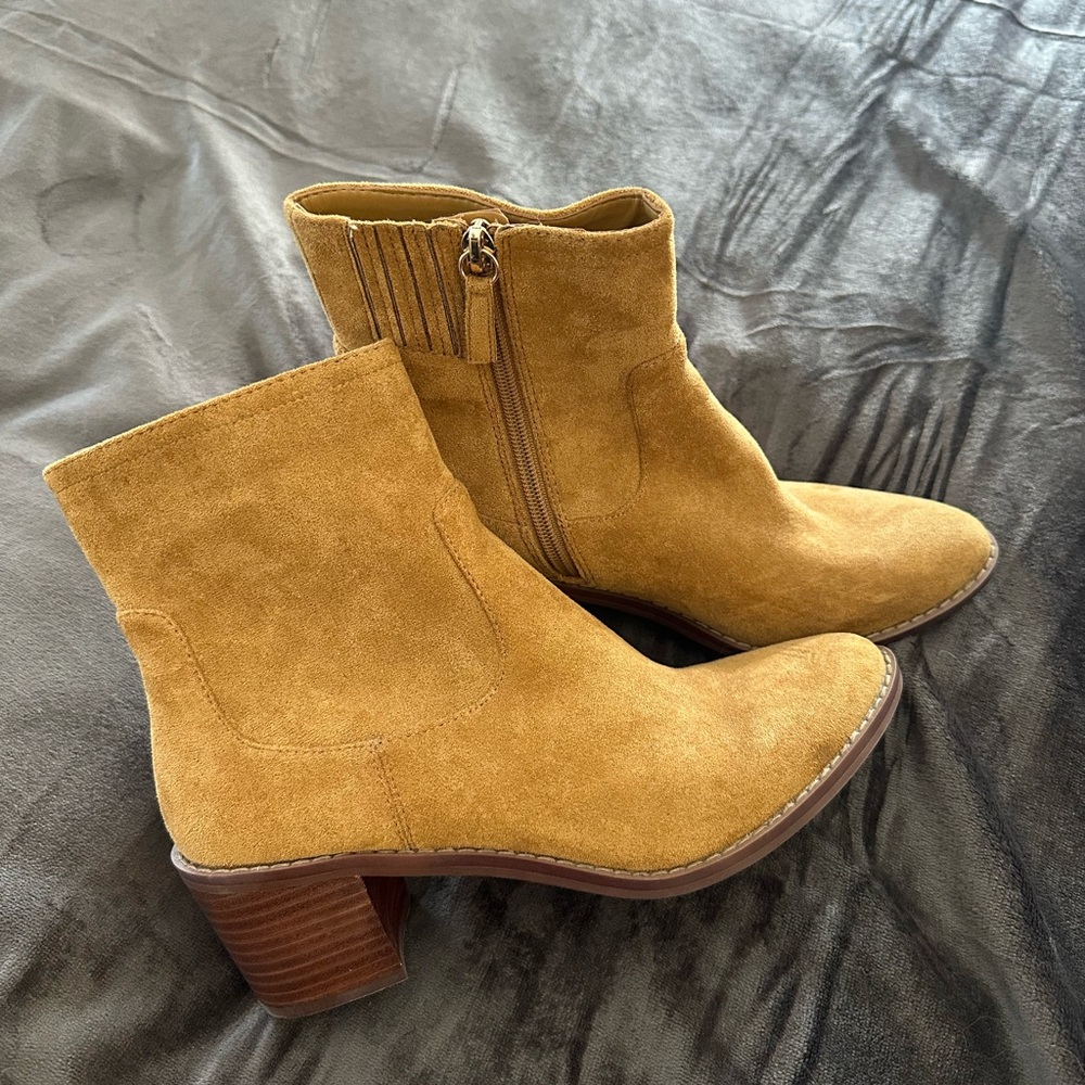 J. Crew faux suede booties-NEW-no tags 8.5